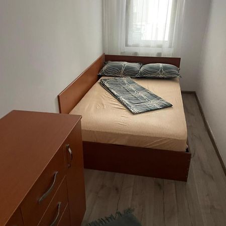 Propriete Ten - Close To University, Hospital And Downtown Iasi Exterior photo