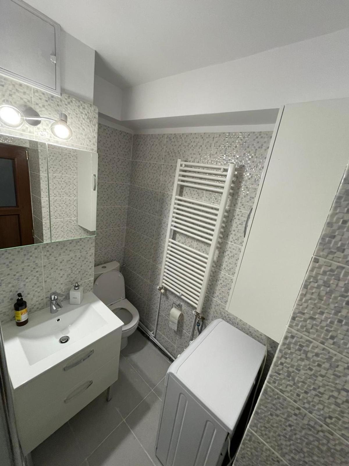 Propriete Ten - Close To University, Hospital And Downtown Iasi Exterior photo