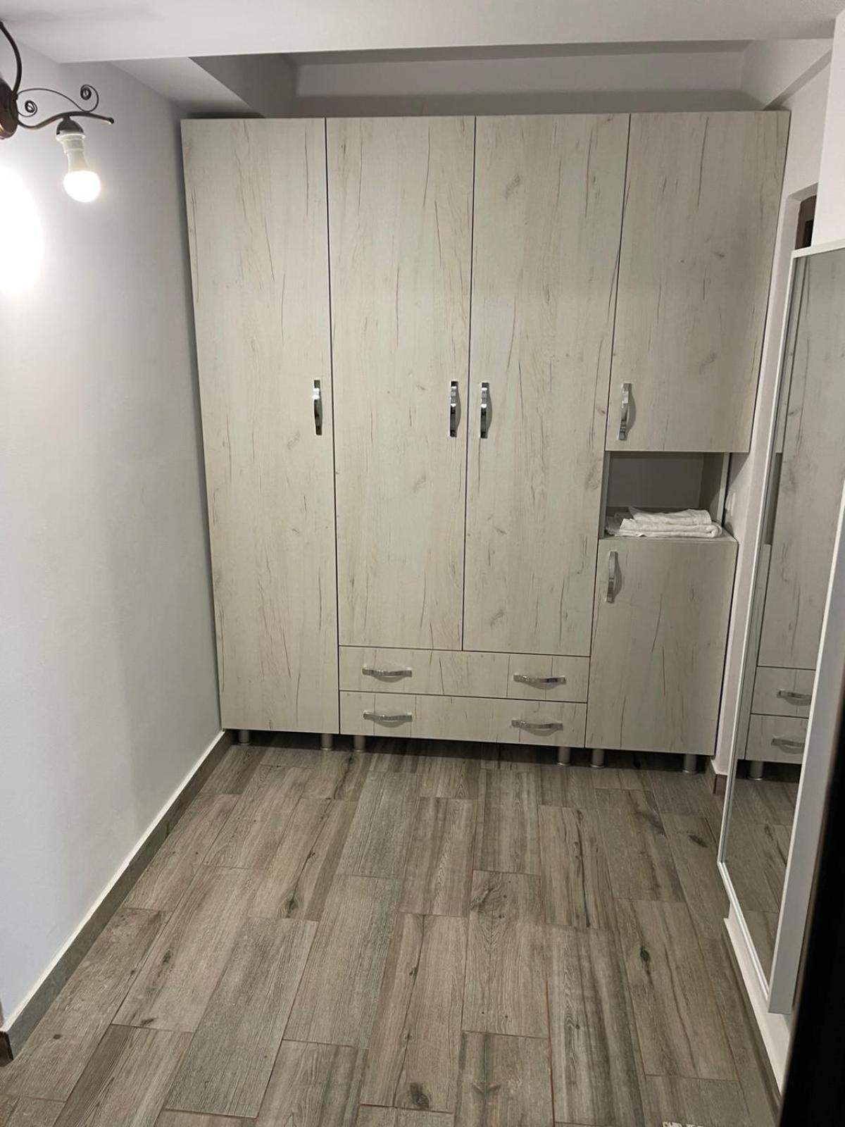 Propriete Ten - Close To University, Hospital And Downtown Iasi Exterior photo